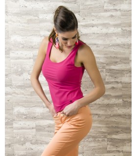 малинен топ AMBER