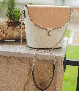 златиста чанта SARI