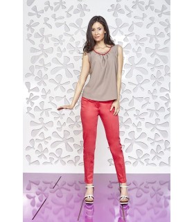 червен дамски панталон NIKOL