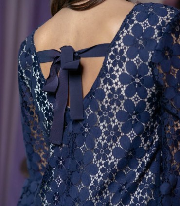 Дантелена рокля с изрязан гръб от ETERE