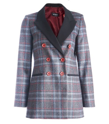 Карирано удължено дамско сако в сиво и червено с уникални елементи