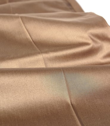 Дамски златисто-кафяв прав панталон с нормална талия.