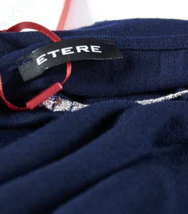 Дамска синя блуза с дълъг ръкав - дюсов цвят. Изчистена и елегантна.