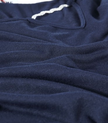 Дамска синя блуза с дълъг ръкав - дюсов цвят. Изчистена и елегантна.