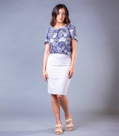 Синя блуза с принт на цветя