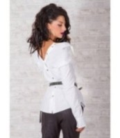 Бяла екстравагантна дамска риза с открит гръб