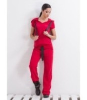 Комплект с блуза с качулка с къси ръкави и свободни панталони с ниско дъно