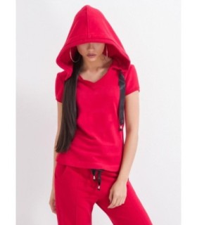 Комплект с блуза с качулка с къси ръкави и свободни панталони с ниско дъно