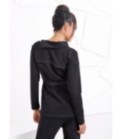 Комплект от две части панталон с ниско дъно и риза с дълги ръкави