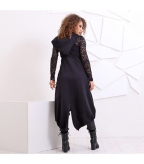 Рокля с качулка без ръкави