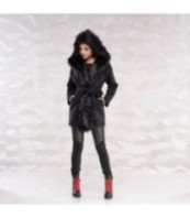 Черно космато палто с качулка