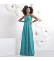 Ленена шаферска рокля