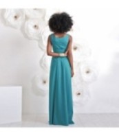 Ленена шаферска рокля