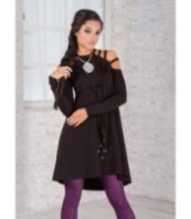 Черна рокля с изрязани рамене