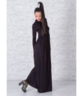 Елегантна рокля с дълги ръкави