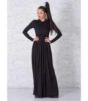 Елегантна рокля с дълги ръкави