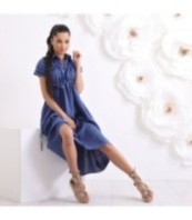 Стилна синя рокля с джобове