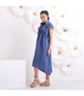 Стилна синя рокля с джобове