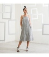 Ленена рокля с тънки презрамки