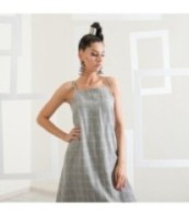 Ленена рокля с тънки презрамки