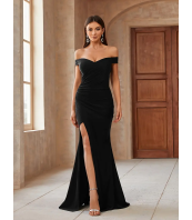 Дълга Черна Рокля с разкроени рамене Елегантна бодикон рокля за парти перфектна за гости на сватба