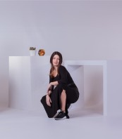 Черна Дълга Свободна Рокля с Джобове от Еко Кожа и Колан мек и непрозрачен памук  избор на цветове 4