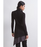 Черна асиметрична туника с поло яка и кожен акцент