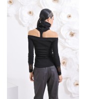 Черен топ с паднало рамо и дантела – Елегантна блуза ETERE