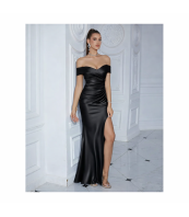 Дълга червена рокля до земята с цепка паднало рамо и цепка до долу бал 2025