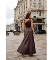Inez — асиметрична сатенена макси рокля в кафяво2